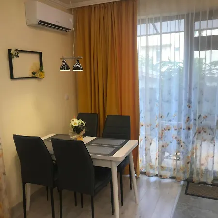 شقة Sunrise A2, Sarafovo